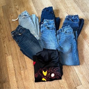 Lot of boys 6 pair of jeans size 7 and a hoodie